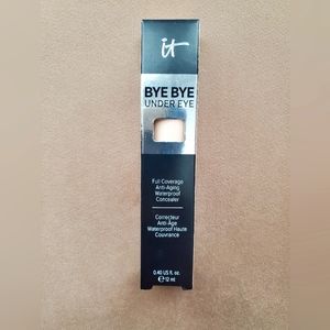 iT Bye Bye Under Eye Concealer